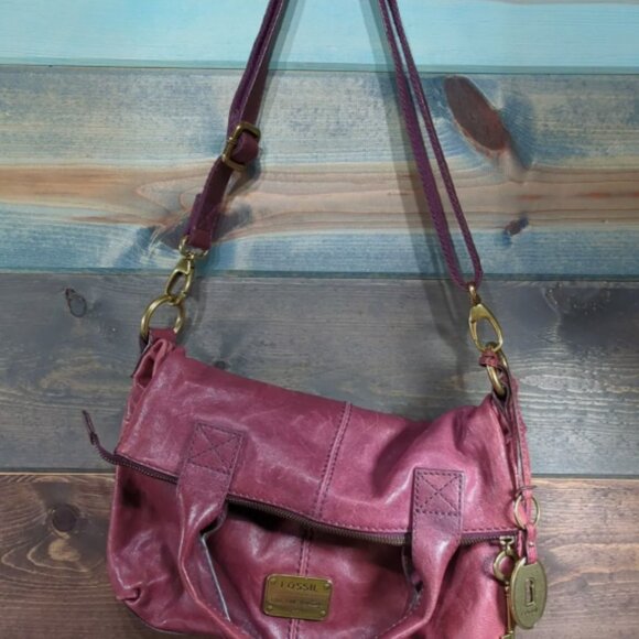 Vintage Fossil Leather Bag with key - Picture 2 of 5